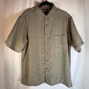 Marc Edward’s Olive Green Short Sleeve Shirt Mens Size Large Luxury Microfiber